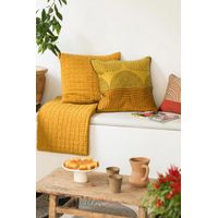 Coussin Swami moutarde 45 x 45cm - Visuel 1